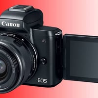 📸 Canon EOS M50 معروضة للبيع   ✅ دقة 24.1 ميجابكسل (APS-C CMOS) ✅ معال...