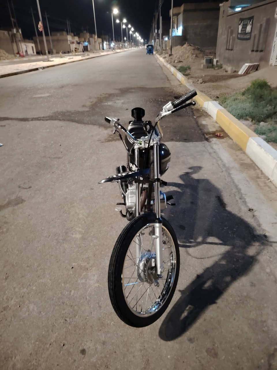 دراجه نامه شلامجه الاصليه للبيع
السعر 650 وبيهه مجال
هاذه رقمي ***********
