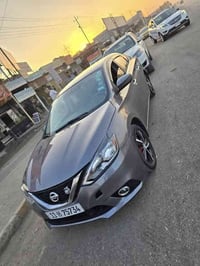 نيسان سنترا رقم بغداد موديل 2018  سعرها108 بيع او مرواس حسب .. محرك وك...