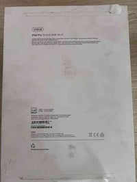 ايباد 11 برو معالج m4 جديد صارله عندي 3 اشهر داخل الضمان ماستر شرق اوس...