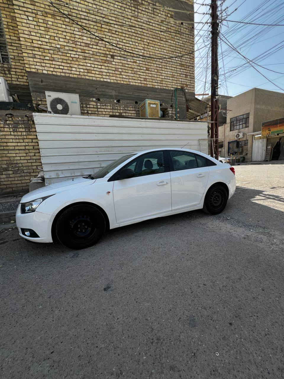 شوفرليت كروز
2013 أمريكي
محرك 1800 المرغوب 
كير اوتماتيك 
تحكم استيرن 
شاشه اعطال كبيره
مري كهرباء
حادثها الجاملغ الأمامي 
رقم بغداد بسمي
مكان بغداد للستفسار على  هاذ الرقم علماً اني مكلف بنشر ***********
