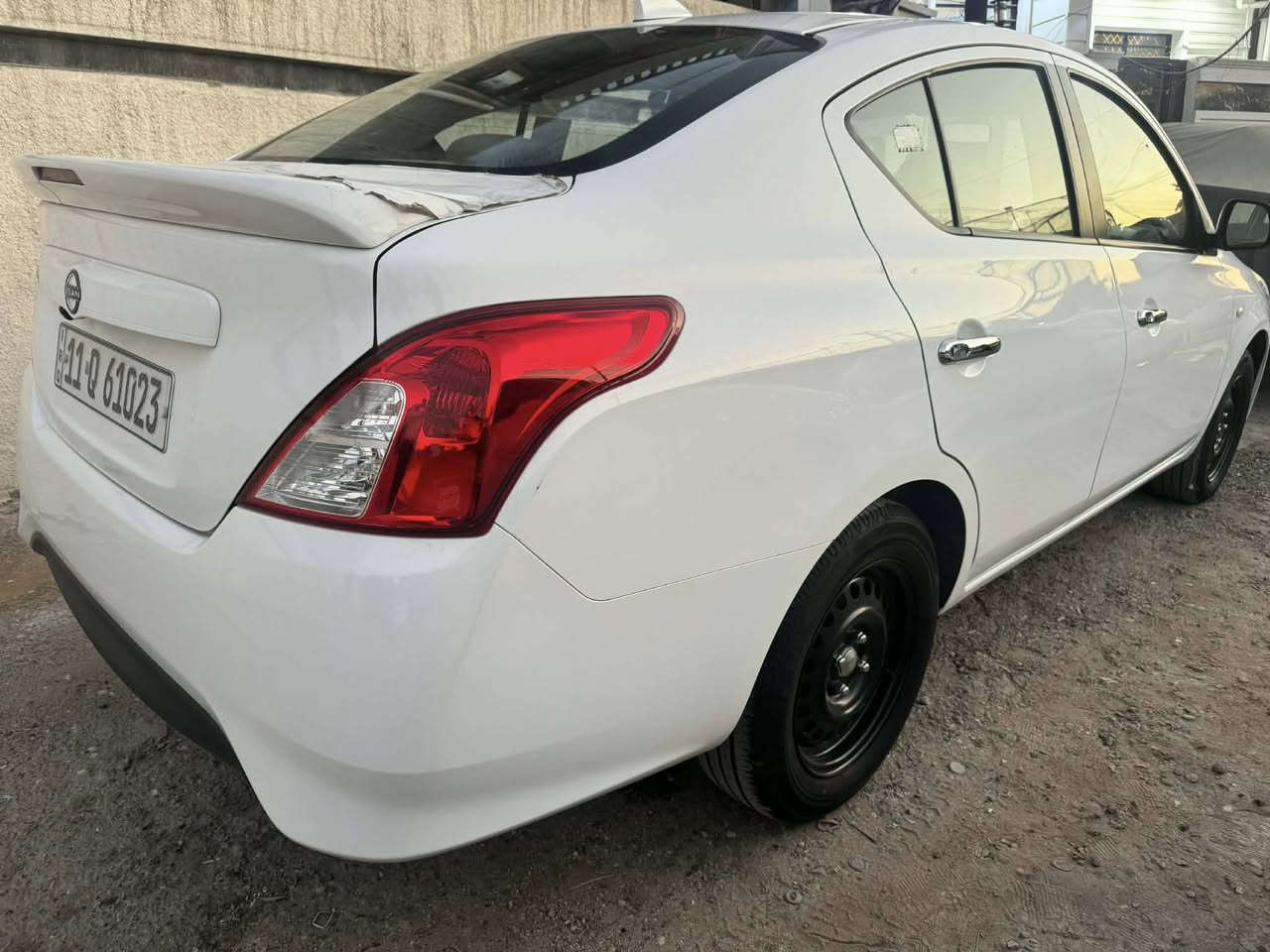 السلام عليكم نيسان سني موديل 2024 هندي سياره جديده  ع وضع شركه كفاله عامه  من ضربه وصبغ وبارد 
ماشيه 30 
رقم بغداد باسمي هزه جديده  
سياره كلهه ع وضعهه تايرات شركه سبير منازل مكاني بغداد الشعب شارع الصحه
 سعرها132
***********
