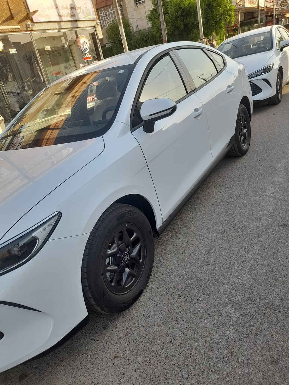 السلام عليكم بي واي دي كن ابلاس موديل ٢٥ زيرو بدون رقم معرف مواصفات سعر ١٩و٢٠٠ مكاني بغداد حي الجهاد هاتف *********** للتفاصيل اتصل غير متواجد على الفيس
ملاحضة بيهة شخط اصغير بلدعامية الخلفية
السلام عليكم بي واي دي كن ابلاس داخل ابيض موديل ٢٥ زيرو بدون رقم معرف مواصفات سعر ١٩ مليون  مكاني بغداد حي الجهاد هاتف *********** للتفاصيل اتصل غير متواجد على الفيس
