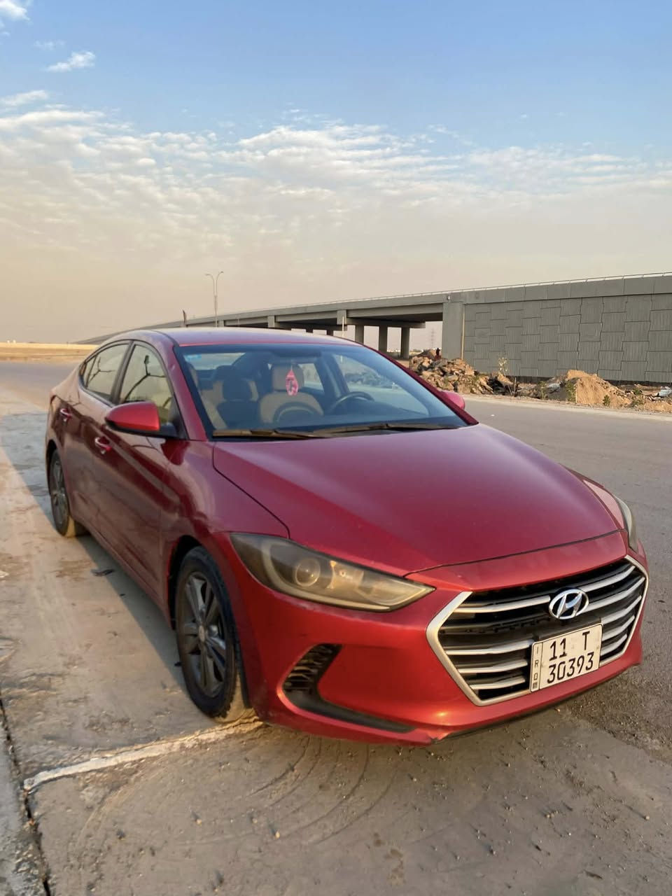 سلام عليكم
الانتره وارد امريكي كلين 
وبيها طخه
 بسيطه بالجاملغ موديل 2018 
السعر 128
***********
