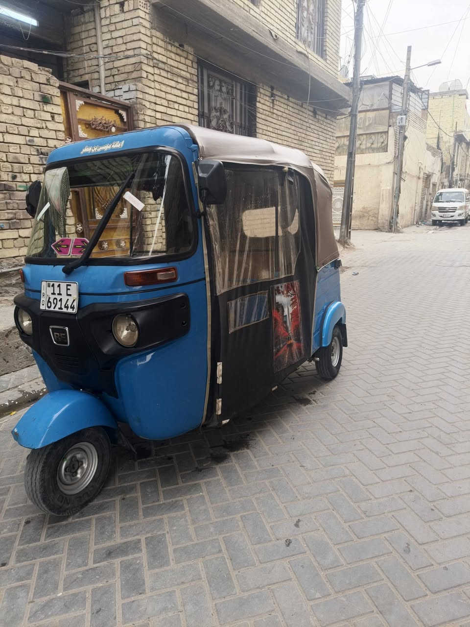 السلام عليكم تكتك للبيع ٢٠٢٠
المكينه مفشوكه صالي ٧ ايام من فشكتها بسمي تحويل ثاني يوم 
رقم الهاتف /***********
السعر 6700 وبيها مجال
