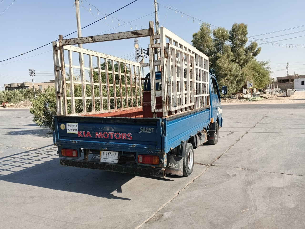 سلام عليكم 
كيه قرده ام عيون موديل 2001 نضيفه مكينه وگير وگسن مكفولات كفاله عامه بدون محجر مداور ثاني يوم البدي مغلف 
جگر رقم بابل الماني 
مكان السياره نجف قضاء المشخاب 

السعر اتصل على الرقم ***********
غير متواجد عل فيس
