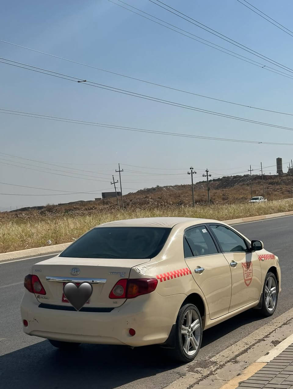 TOYOTA
Crolla 
2009.       بــۆڤرۆشتن 
بێ دەعم و بێ لێدراو پشت و پێشی کە پسە . 
مە کینەی نە کراوەتەوە تا ئێستا بەشەرت . گیڕ عادی
شـوێن کـۆیە 
***********  
***********
