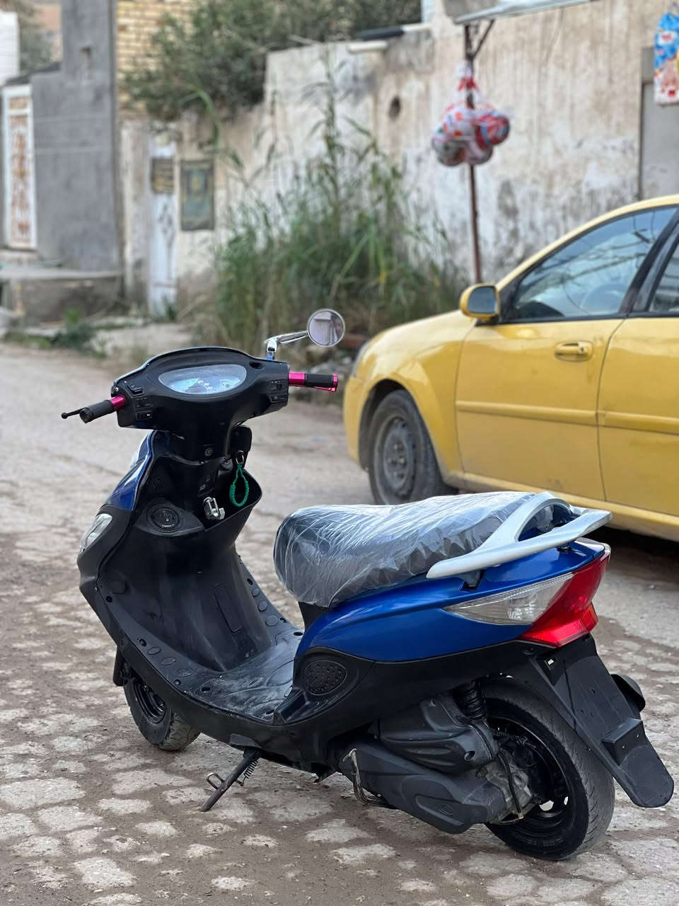 كامكو v2 موديل ١٣
مكفوله من الطول للطول 
شلعه ومعدل فول 
السعر ٦٥٠ وبيه مجال 
***********
