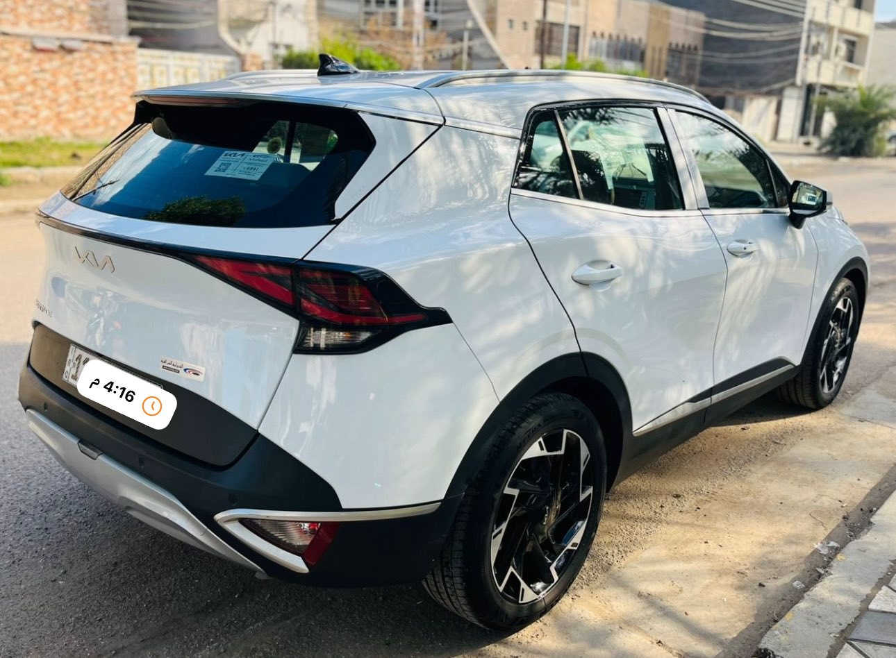 السلام عليكم شباب للبيع سبورتج 2024 ماشية 25 الف وكالة الشركة الدولية ضمان 5 سنوات 
 رقم بغداد (الدولي الجديد)
مكفولة كفاله عامة
بصمه تشغيل 
كراسي كهرباء 
إسترين تدفئة + كراسي
مكينه 2000 دوش
هاند بريك بصمه
شاحن واير ليس 
شاشه ابل كار بلي 
اريل نفكيتر
كامره دواره
دشبول ايباد
قطعتين تبريد
حساس امامي وخلفي 
لايت زينون + LED
كشافات زينون
بكلايت LED
ويل كب 19
شفتات مقود
مثبت سرعه
نظام مانع الانزلاق 
نظام نزول منحدرات
نظام الايزو فكس
درايف مود SMART/SPORT/Eco/NORMAL
اشاير بل مري والمري قابله للطي
مخارج USB + مخرج كشن USB
تطعيم الدواخل المنيوم + اسود لماع 
مكاني بغداد
للاستفسار ***********
