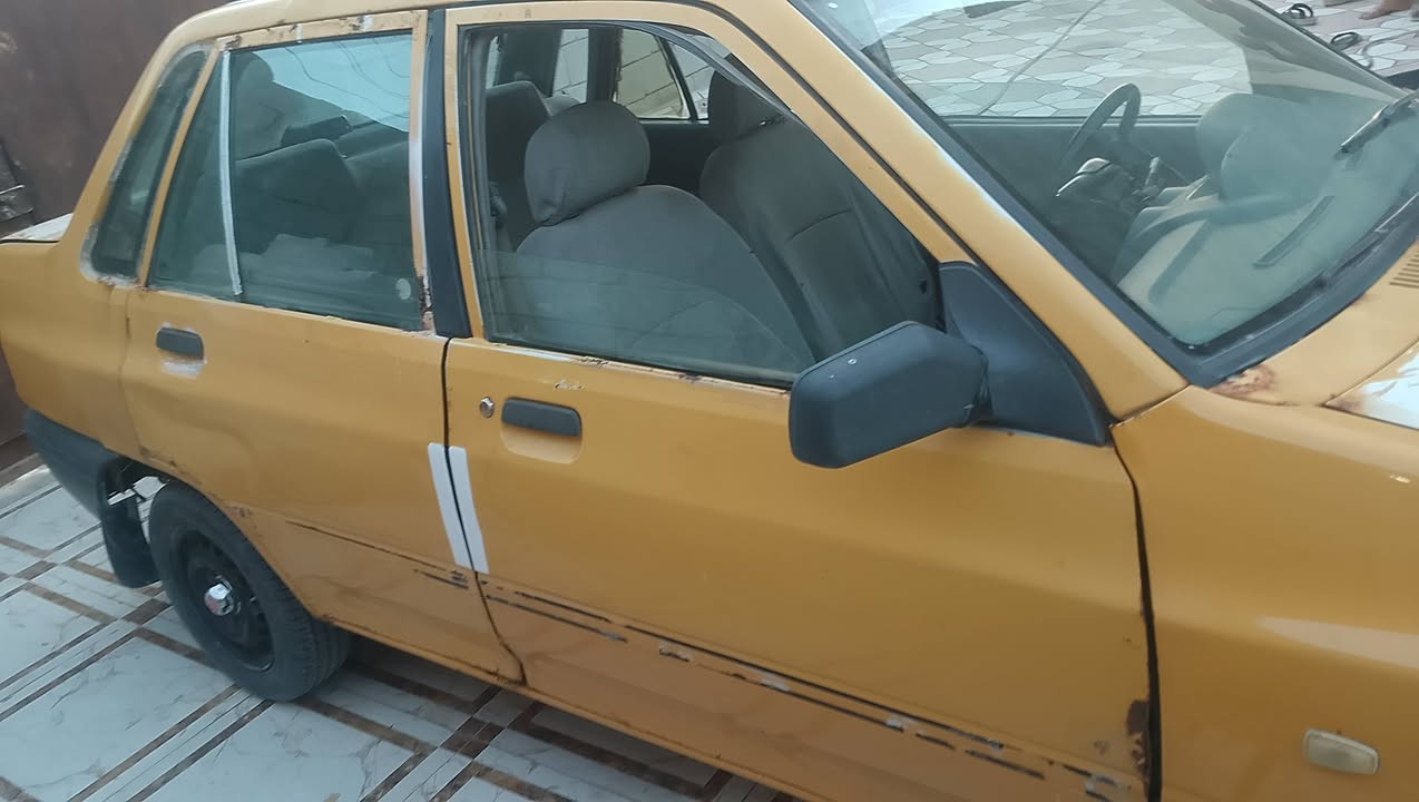 سلام عليكم سايبه مديل 12 مكينه كفاله كير الثالث يفلت ،تبريد شغال سنويه منتهيها ب23 
راعيها بلقبله مااندله السعر 8 العنوان البصره ،***********
