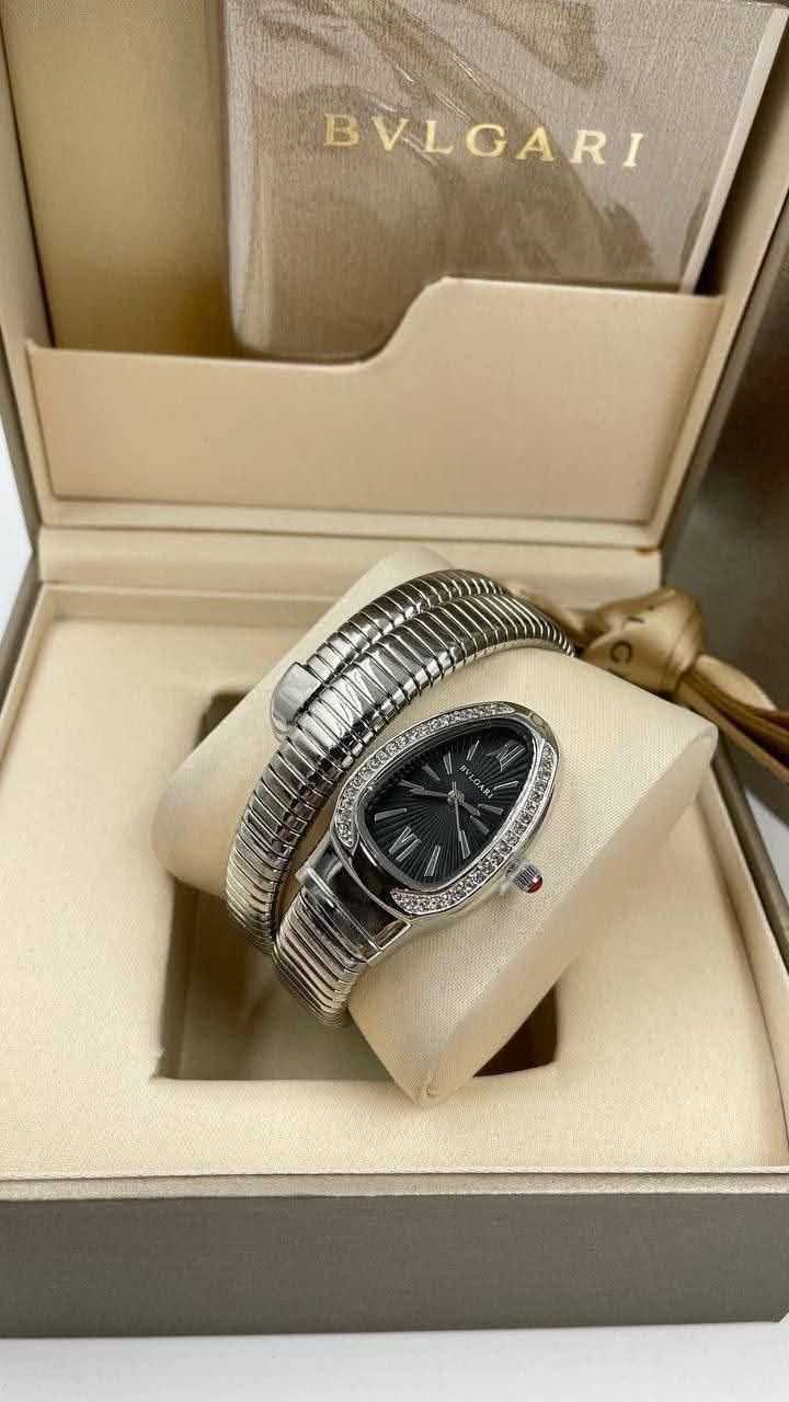 #عيد_الحب
تركوا سوالف الدببه والورد...
المراة تريد هديه فخمه وانيقه وكشخه ....😍  👩‍❤️‍👨 
.
ساعة بولغاري الاصليه احدث اصدار ضد الماء
.
 للحجز مراسلتنا الواتساب ***********
.
توصيل_سريع لجميع المحافظات ٣ الاف فقط لحد نهاية شهر رمضان
