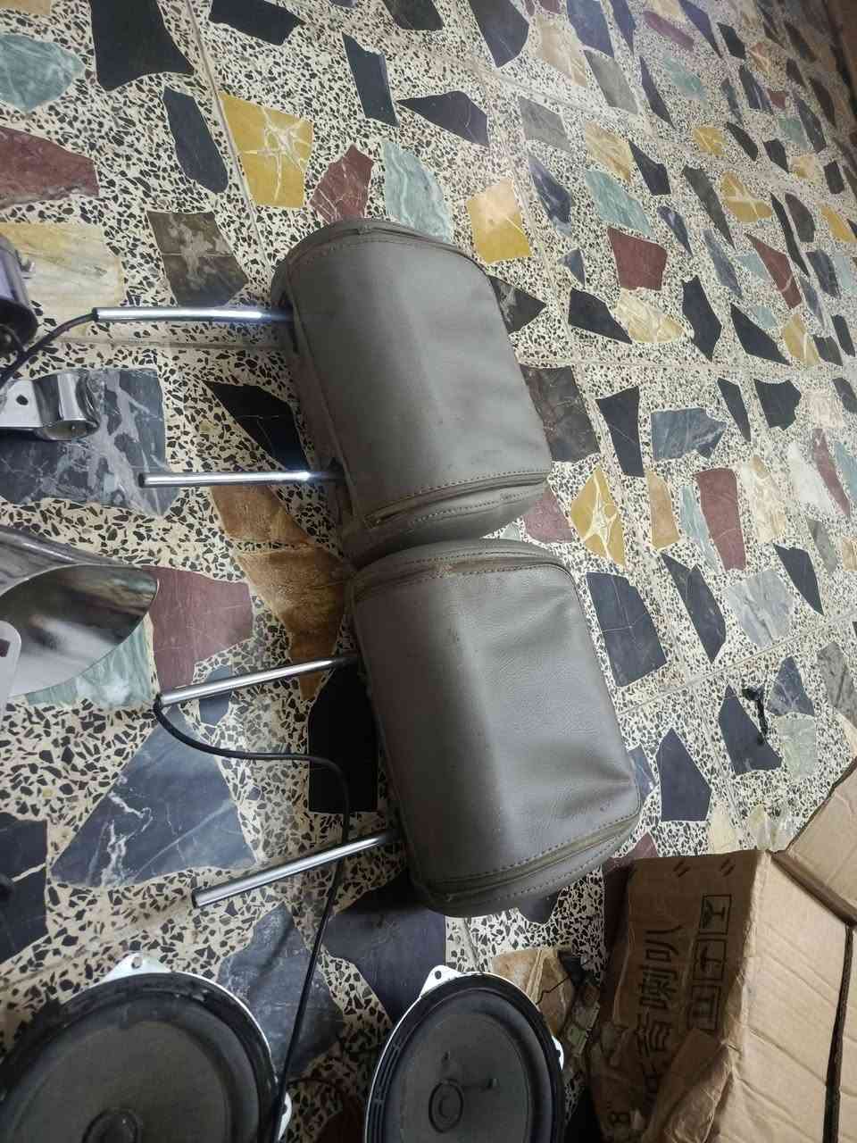 السلام عليكم اغراض سماعات تشاوي للبيع اصليات ***********)()(***********
