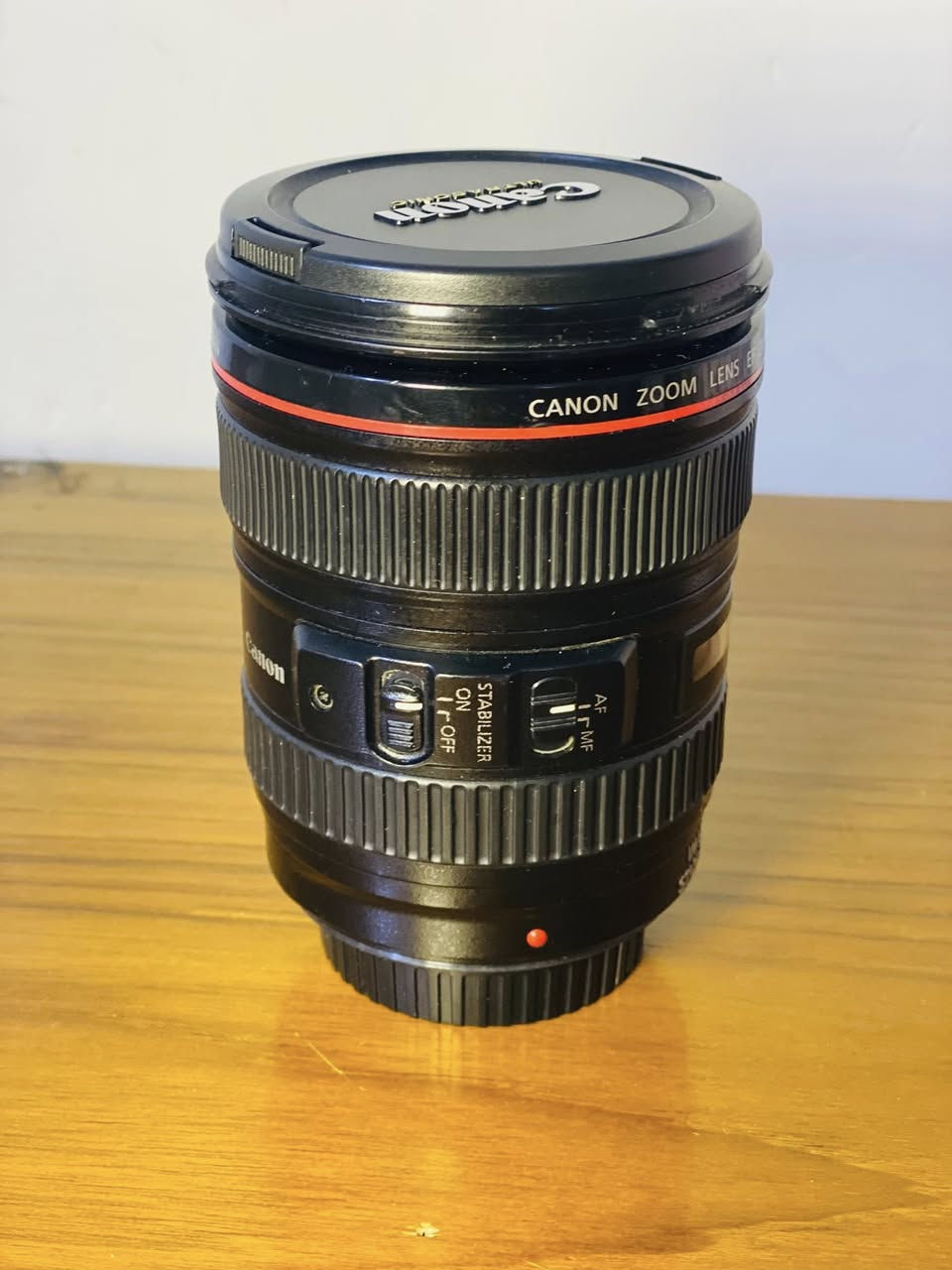 عدسه كانون 24/105 فتحه 1:4
السعر ٤٥٠ 
***********
