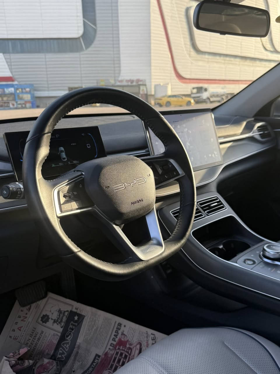 BYD دستروير
السيارة مكفولة من الصبغ والبارد فقط شخوط ورصعات 
ماشية 22الف  
وبيه سونار 
السعر 18,800,000دع
وبيها مجال بسيط 
مكاني زيونة ❤️ ***********
