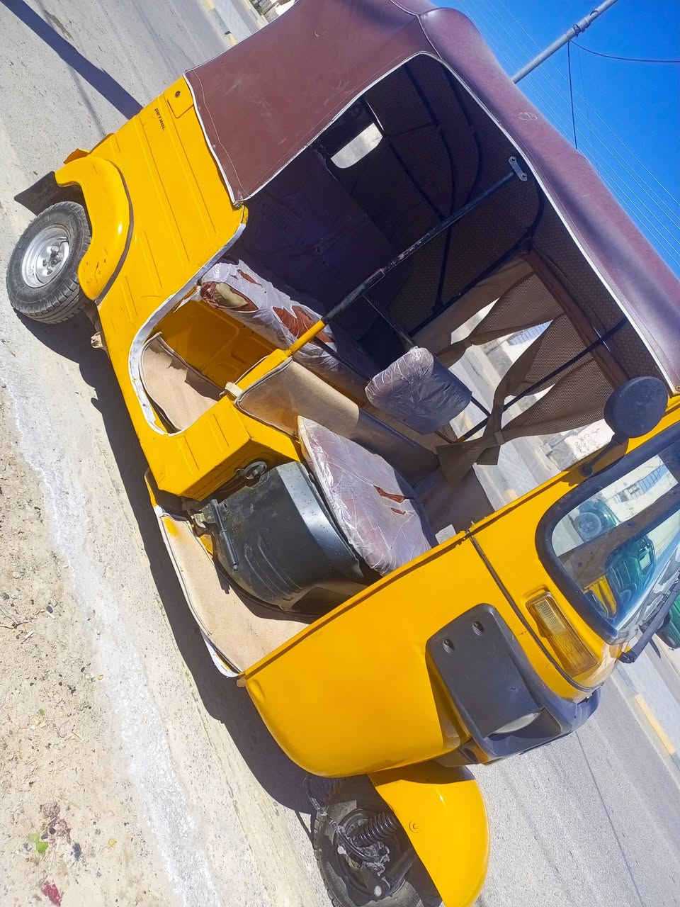 سلام عليكم تكتك 20شهر 12رقم واسط مكاني كوت خابر او دللل ***********
