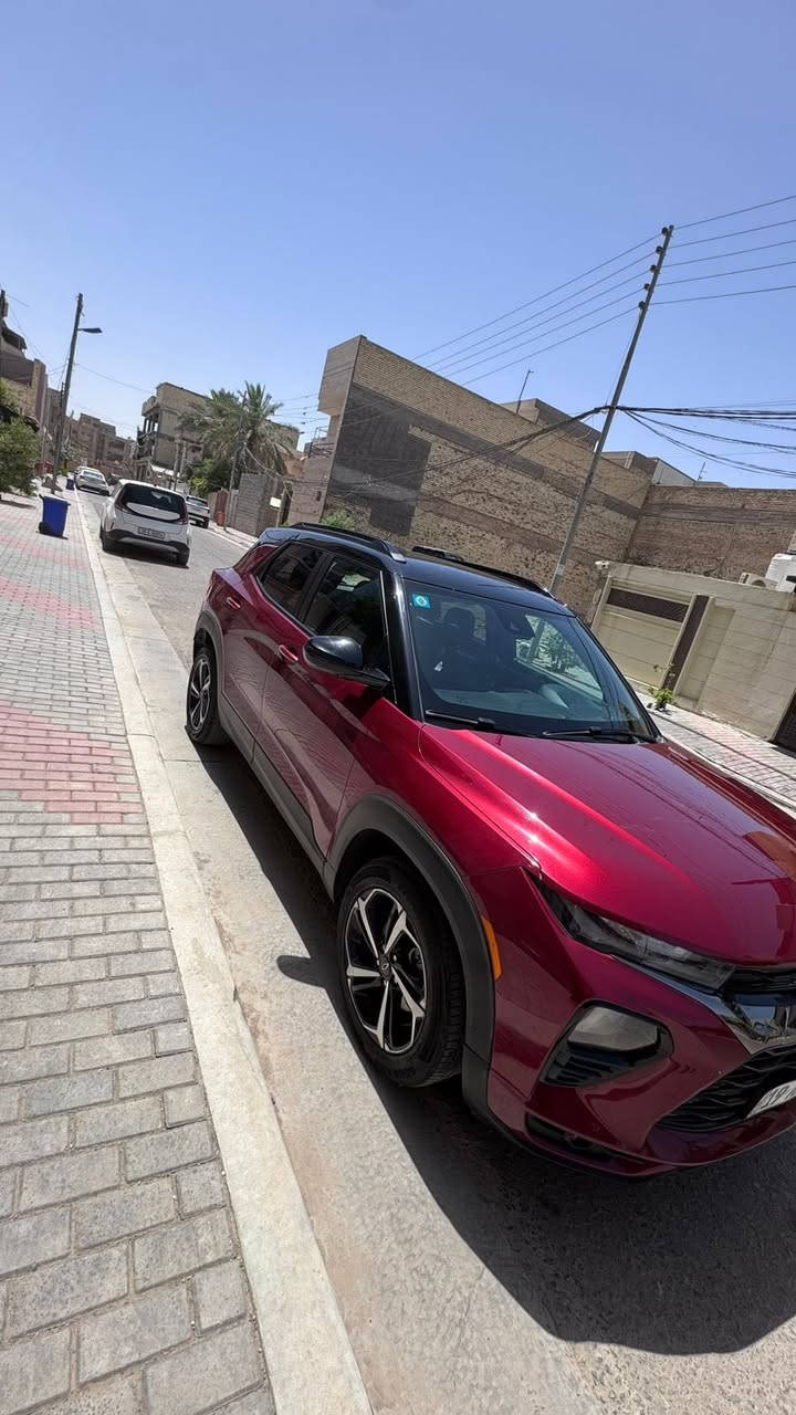 سلام عليكم 
شوفرليت تريل بلايزر للبيع 
الفئة RS
موديل : 2022  بإسمي
الون ماروني - سقف اسود بلاك توب
المحرك 3 سلندر 1300 تيربو
الضرر قبق جنط فقط ومبدل 
- بصمة تشغيل وابواب
- تشغيل عن بعد
- لايتات زينون - بكلايت LED لد
-شاشه اندرويد كار بلي
- تحكمات ستيرن + تدفئه ستيرن 
-انضمة قياده SPORT + ECO
نظام اوتو ستوب - مانع انزلاق - مثبت سرعه 
- دبل كزوز خلفي - ويل كب رياضي 
مرقمه كربلاء مكاني كربلاء 
السياره جديده جدا نشاط وقوة وعزل محترم
السعر ١٤٠


**إذا كنت صاحب هذا الإعلان وتريد حذفه لأي سبب، رجاءا أرسل رسالة إلى الدعم الفني**