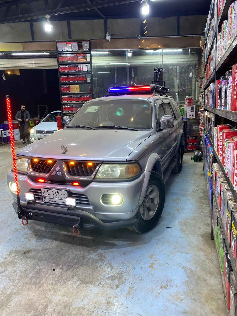 السلام عليكم اخوان للبيع ناتيفا موديل 2008 رقم بغداد تحويل مباشر السياره جاهزه من كلشي ومزوده والسعر كلش مناسب الشراي يتصل ويدلل *********** مكانها بغداد الدوره
