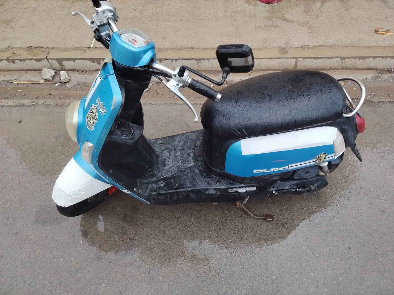 السلام عليكم بوليس كفاله عامه  كلها مختمه كابريتر دراجه فول الفول نضافه الصور تحجي دراجه نكره ابكل وكت وقت عليه ادامه كامله من كلجات أو كابريتر  سلف هندر كهربائيات كلها شغاله  سعر دراجه 600اوبيه مجال بسيط  مكان ديالى بعقوبة فلكت الأمين رقم الهاتف ***********0 للبيع أو امراس إب فورزه 🪯
