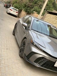 𝟐𝟎𝟐𝟓 𝐓𝐎𝐘𝐎𝐓𝐀 𝐂𝐀𝐌𝐑𝐘-SE-PLAS السعر 228  تويوتا كامري(SE) موديل : 2025    ...