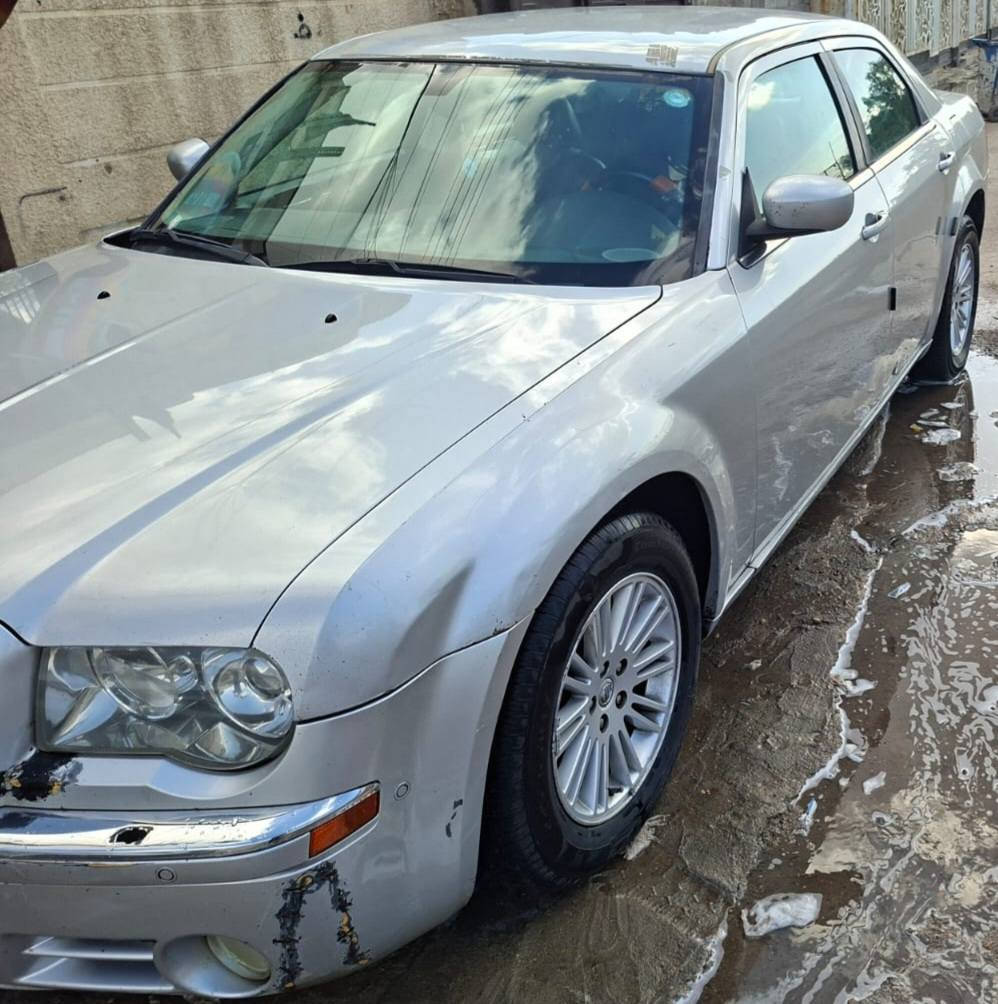 سلام عليكم 
سياره اوبامه موديل ٢٠٠٩
سياره كلين وارد كندي 
لون سلفر شاشه حساسات خلفيه 
صدر أمامي خلفي جديد 
كهربائيا جدد تبريد جاهز 
حدايه جديد تخم تاير جدد 
سعر124 وبيها مجال 
*********** الفارس, صلاح الدين
