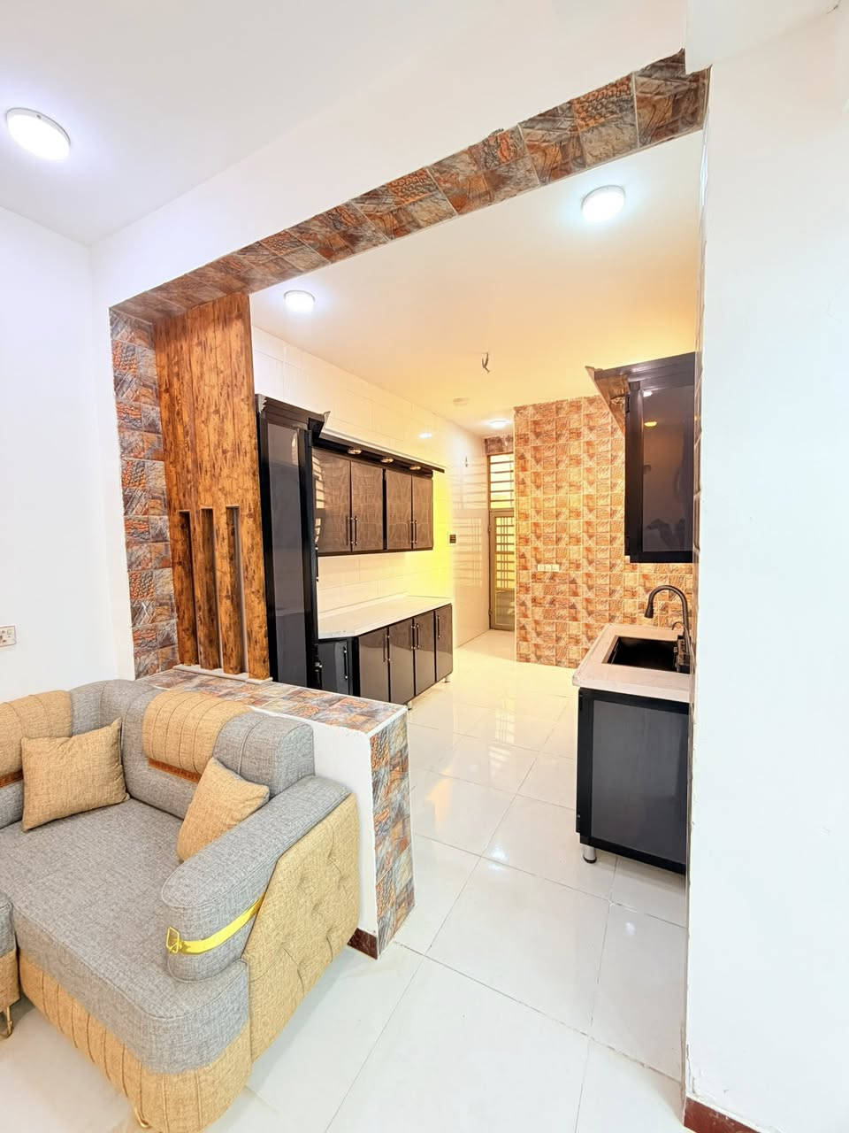 دار المساحه. ١٠٠ م موثث السعر مناسب ( طابو زراعي )
#هـ***********وتساب_او_اتصال

خدمات// شارع تبليط ١٢ متر // صب اساس وسقف// طابوق 🧱 

#تسليم_مباشر

النجفً ملحق ميسان. قريب سكلة الكرعاوي // شارع الزوار 

السعر ٥١ مع المجال البسيط 
*********** هـ بدون وتساب
