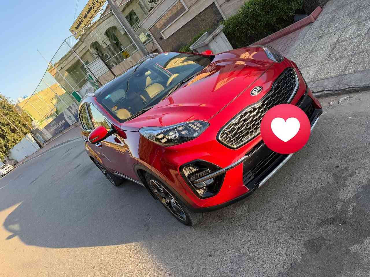 سلام عليكم كيا سبورتج موديل 2020 خليجي مكفوله من الصبغ والبارد ماشيه 72 الف مواصفات الجيتي معروفه فول السياره رقم بغداد بسمي السياره عنوان صالحيه ***********
