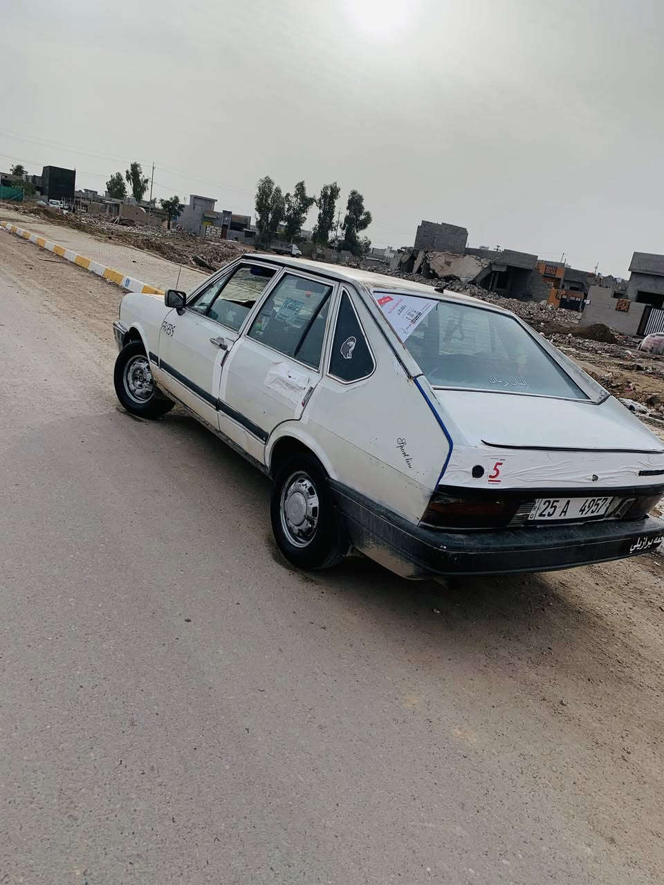 سلام عليكم برازيلي موديل ٨٦ كير محرك شرط كير محرك بلادي صدر نضيف تايرت نص عمر مسجل سماعت مضخم صوت بيه كامل كله شغل كهربائيات كله شغال لايت زنون سنويه ال٢٧مشروع وطني باسمي شرط تحويل ثاني يوم رقم جديد  السعر :25ورقه وبيه مجال شي بسيط المكان كركوك حي عسكري رقم الهاتف :***********
