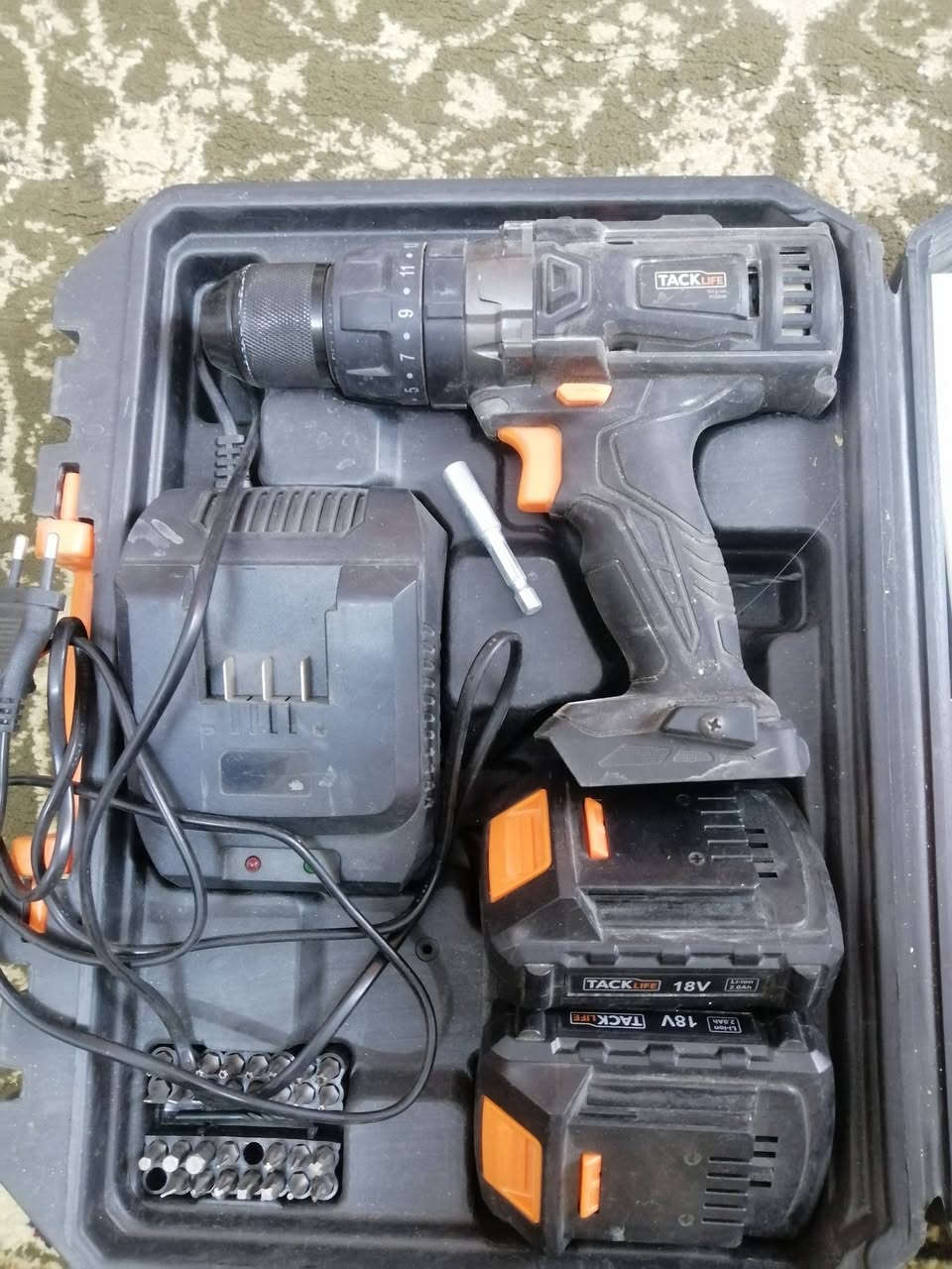 دريل ماركه اخو جديد كامل مع شاحن ودبل بطاريه وسيت فتح وشد جنطه كامله نظيف جدا اخو جديد
75 االف
يوجد توصيل 5 الاف


**إذا كنت صاحب هذا الإعلان وتريد حذفه لأي سبب، رجاءا أرسل رسالة إلى الدعم الفني**