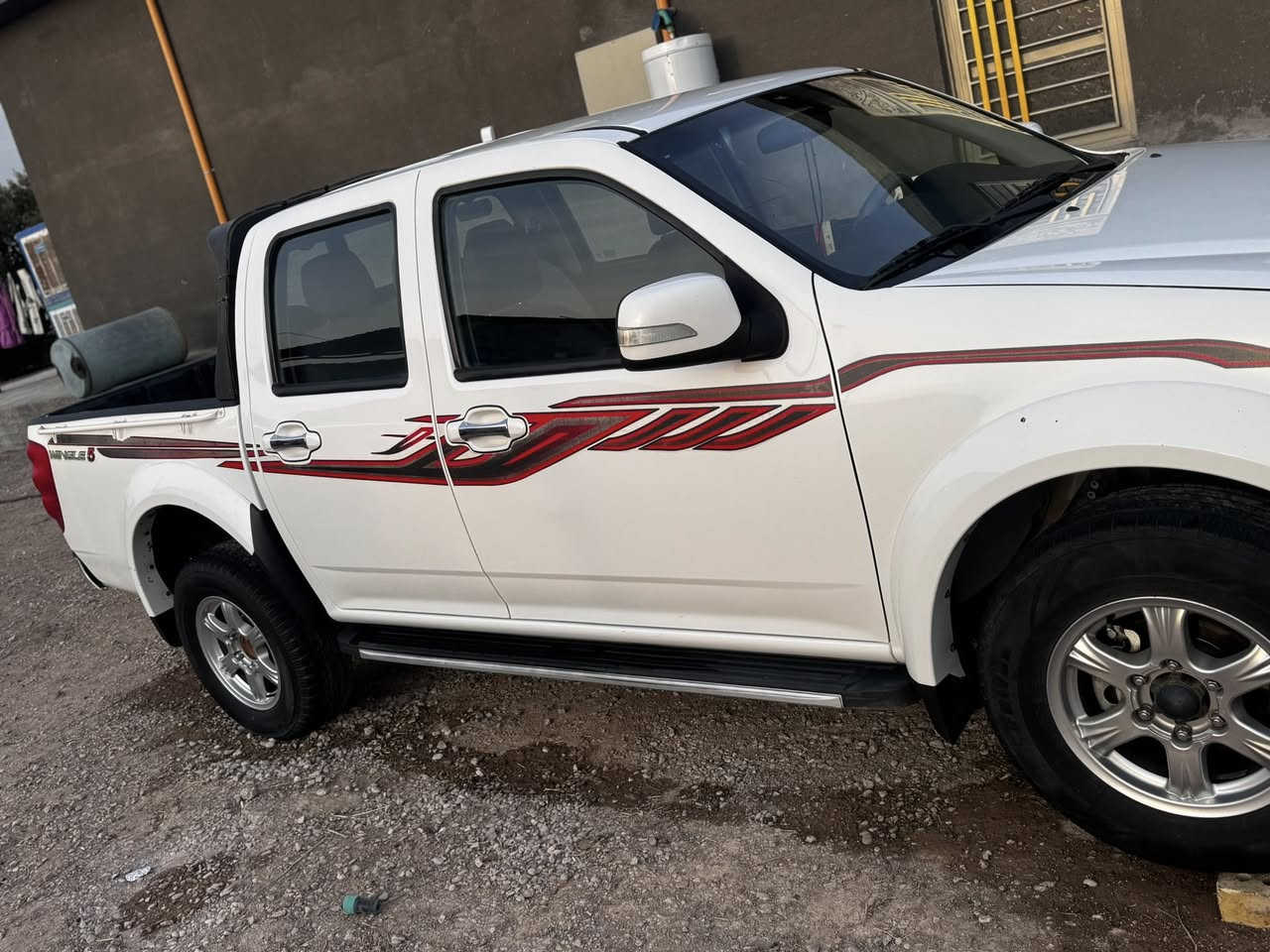 السلام عليكم ورحمة الله وبركاته
كريت وول موديل 2022 كفاله عامه عداد المسافه 80 الف
السياره نضيفه جداً 
للاستفسار التواصل مع الرقم
***********
مكلف بالنشر
