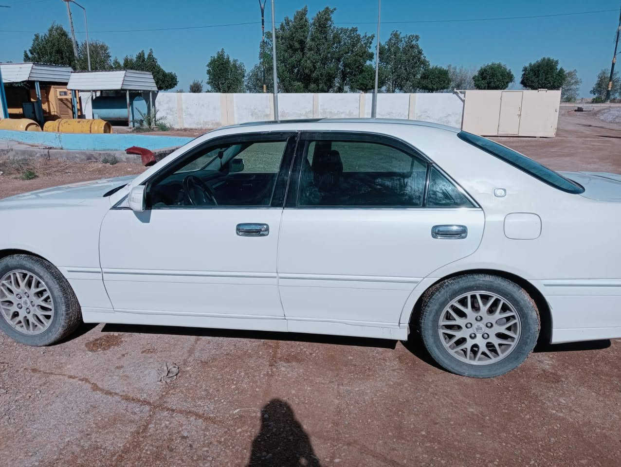 ادوات ادوات
ملكه مرقم شمالي 
مديل 2003

دكمتين 

كصة تكم فقط فقط

محرك ديفي ار الجبير 

محرك كير حداديه تبريد تدفئه 

كله كفاله عده الكصه

تخم تاير جديد 

باتري جديد 

السعر 45 وبيه مجال

العنوان ميسان

***********
