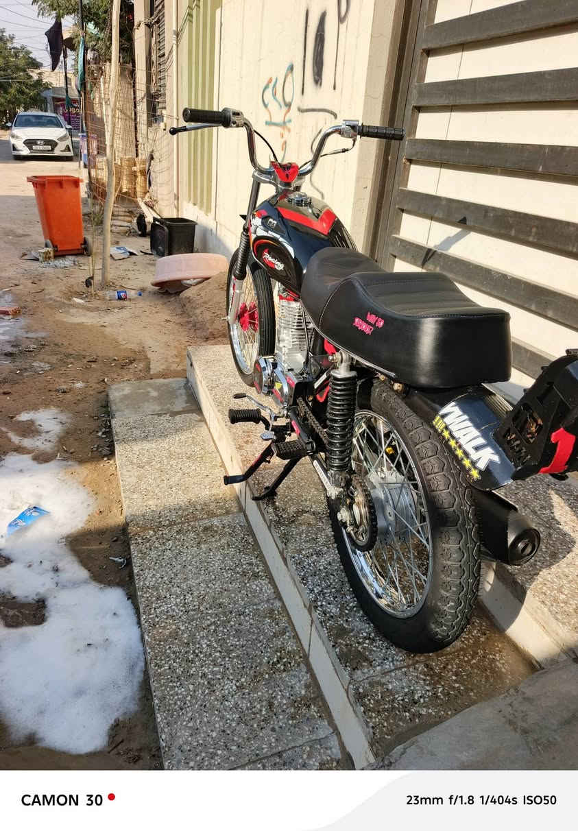 تعمير قبل شهر اوراق سكنر 6 عدى لمكاتبى دراجه جديده مكاني كوفه شارع المعمل هـ*********** بس تعامل لا تراسل اسمعك كلمه مو حلوى 💜
