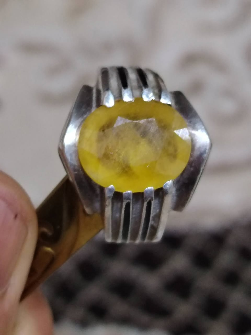 ياقوت اصفر  افريقي  التواصل خاص


**إذا كنت صاحب هذا الإعلان وتريد حذفه لأي سبب، رجاءا أرسل رسالة إلى الدعم الفني**