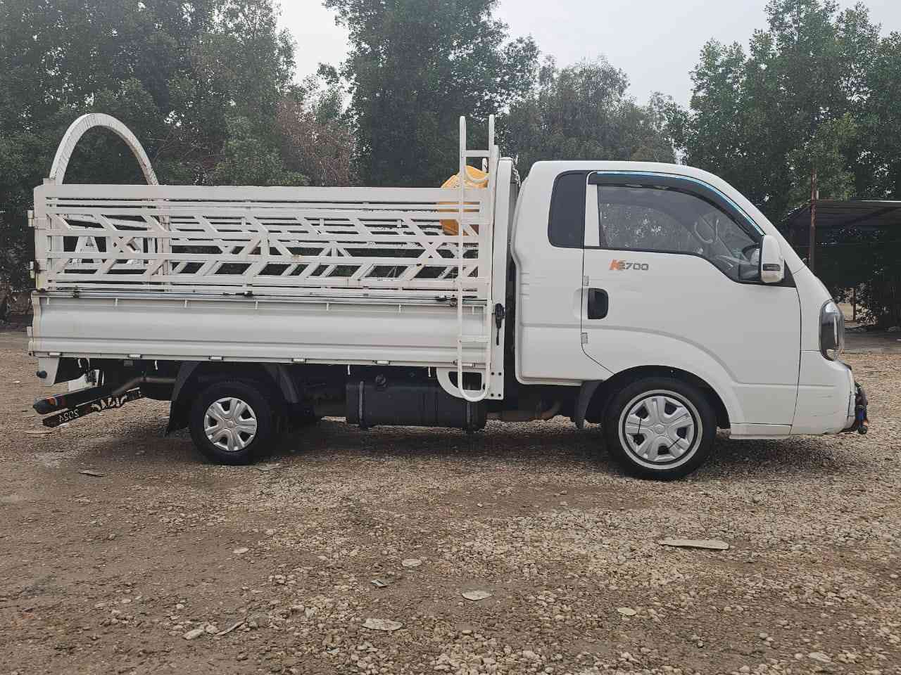 سلام عليكم اخوان كيه موديل 2021  كفاله عامه  رقم قادسية سياره نضيفه من فضل ربي المكان السماوه الرميثة رقم الموبايل ***********
