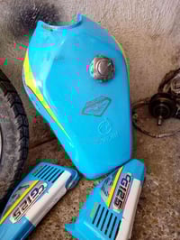 كشر ايراني تانكي وصفاحيات العريض نضيف خارجيا لوك بس من داخل بي زنجار  ...