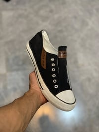 احذية • مستعمل • ٢٠ قطعة