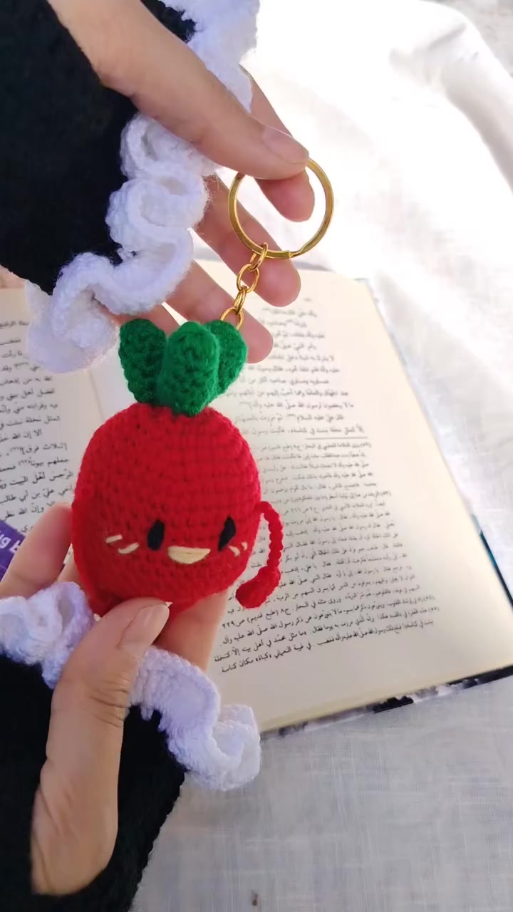 مدالية طماطة تم التنفيذ حسب طلب الزبونة 
يمكن تفيذها بأشكال مختلفة...
يوجد خدمة توصيل....
#كروشية#هاندميد


**إذا كنت صاحب هذا الإعلان وتريد حذفه لأي سبب، رجاءا أرسل رسالة إلى الدعم الفني**