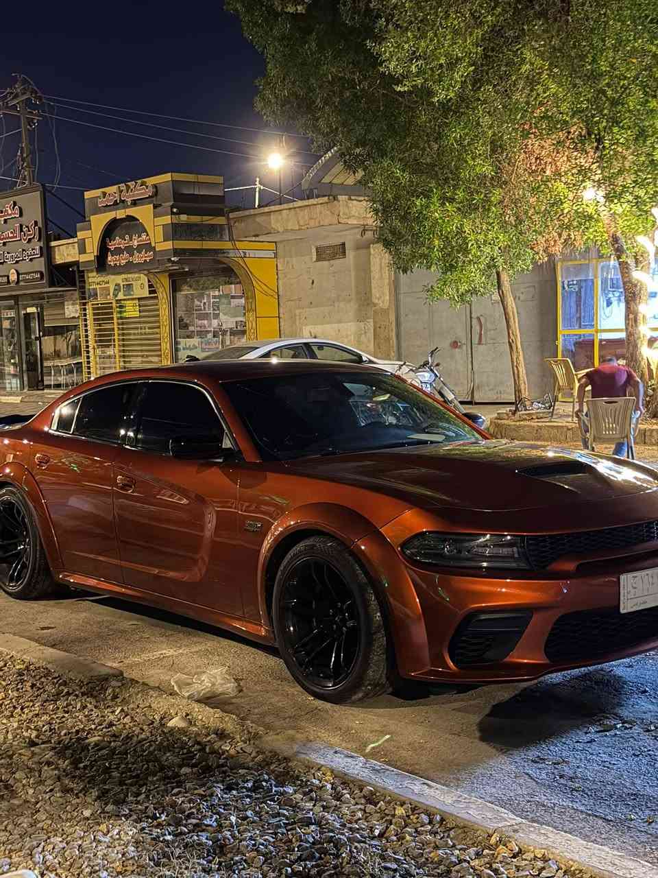 سلام عليكم عندي جارجر سكات باك  2021 SRTجديده السياره كلش نضيفه ولون مميز ماكو اخته بكربلاء وايد بدي اصل مكينته 6400حادثه جاملغ  مسروق ونص من البنيد صبغ السياره متصرف عليه الف دينار جديده 
السعر 250 
***********
