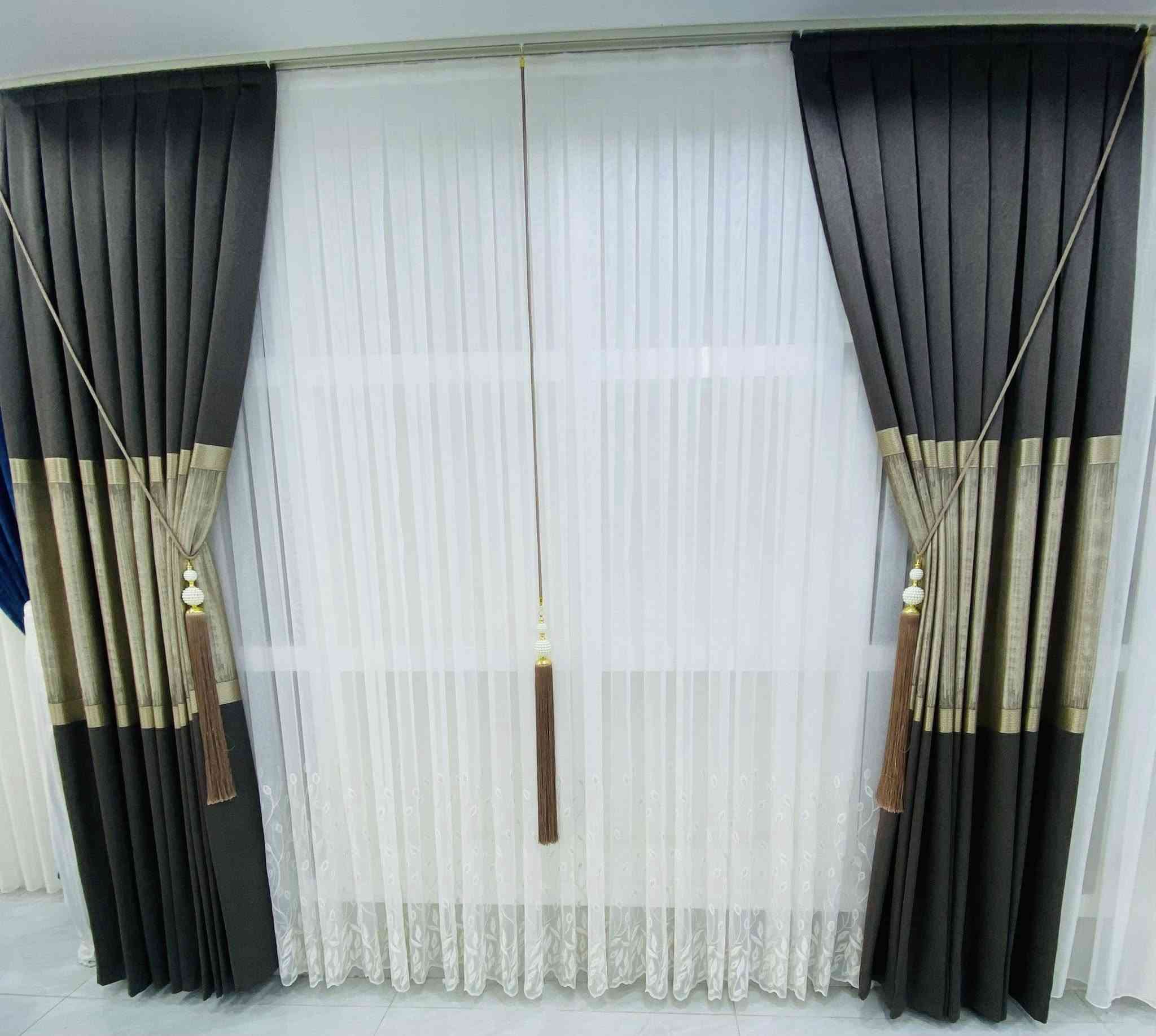 كل ماهو جديد في عالم الستائر تجدونه لدينا
أجود أنواع أقمشة الطخم والديوان متوفرة لدى: 
💜 أقمشة وستائر حديد 💜

🌍 #الموصل - #دركزلية - مقابل فرع سوق النبي .. 
©️ ١٩٧٩-٢٠٢٥ أكثر من أربعون عامًا من التميّز والإبداع.
يوجد كادر للقياسات
🔴 تنويه: ليسَ لدينا فرع آخر في الموصل
🤳 : ***********
فرعنا الثاني دهوك شارع K.R.O
***********

#جديدنا : #أقمشة اقمشة وستائر حديد.دهوك
