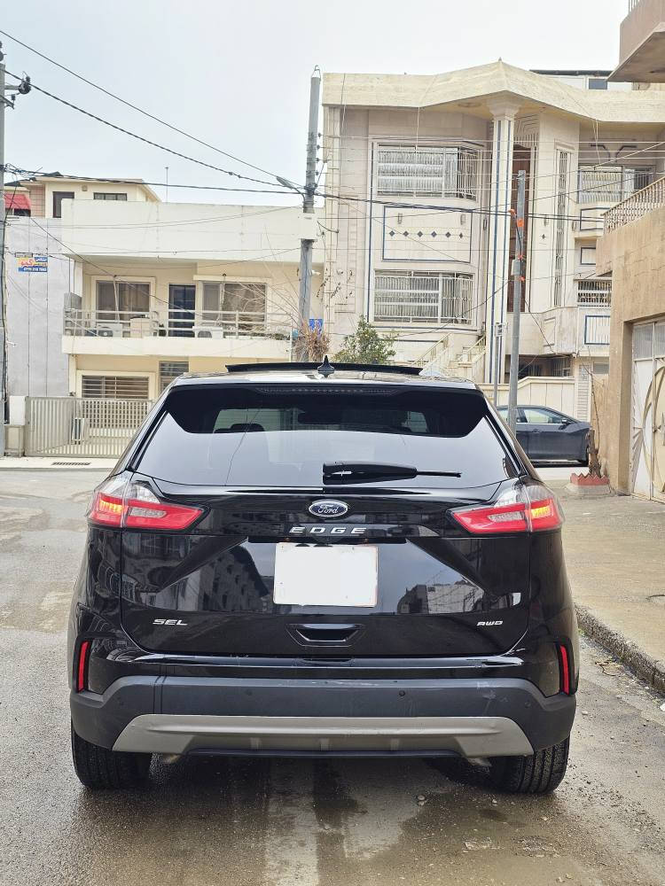 Ford Edeg SEL 2024 
فورد ايدج ٢٠٢٤. SEL
لون اسود 
حادث / بس بونيد صبغ بدون دواخل...
ماشي ٤٥ الف
السياره رقم كاتي سليمانيه ٣ شهر وياه تترقم...

موصفاتها :- SEL
سيارة فوول فوول مواسەفات ...
بانوراما، بەسمە ، شەغال ...
شاشة كبير 🖥
كاميرا 📷
رادار خلفي وامامي و حاسه
شفات بالاستيرن 
3 وضعيات للقياده 
اتو ستوب
ويل اسود بلاد 🛞
تحديد المسار
تحديد السرعه
كشن جلد وكهربائي
نظام سبورت ويكو
لايت زينون بلادي عدسات
بيها هوايه موصفات…..
السعر( ١٨٦ )وبيه مجال
*********** السليمانية, العراق
