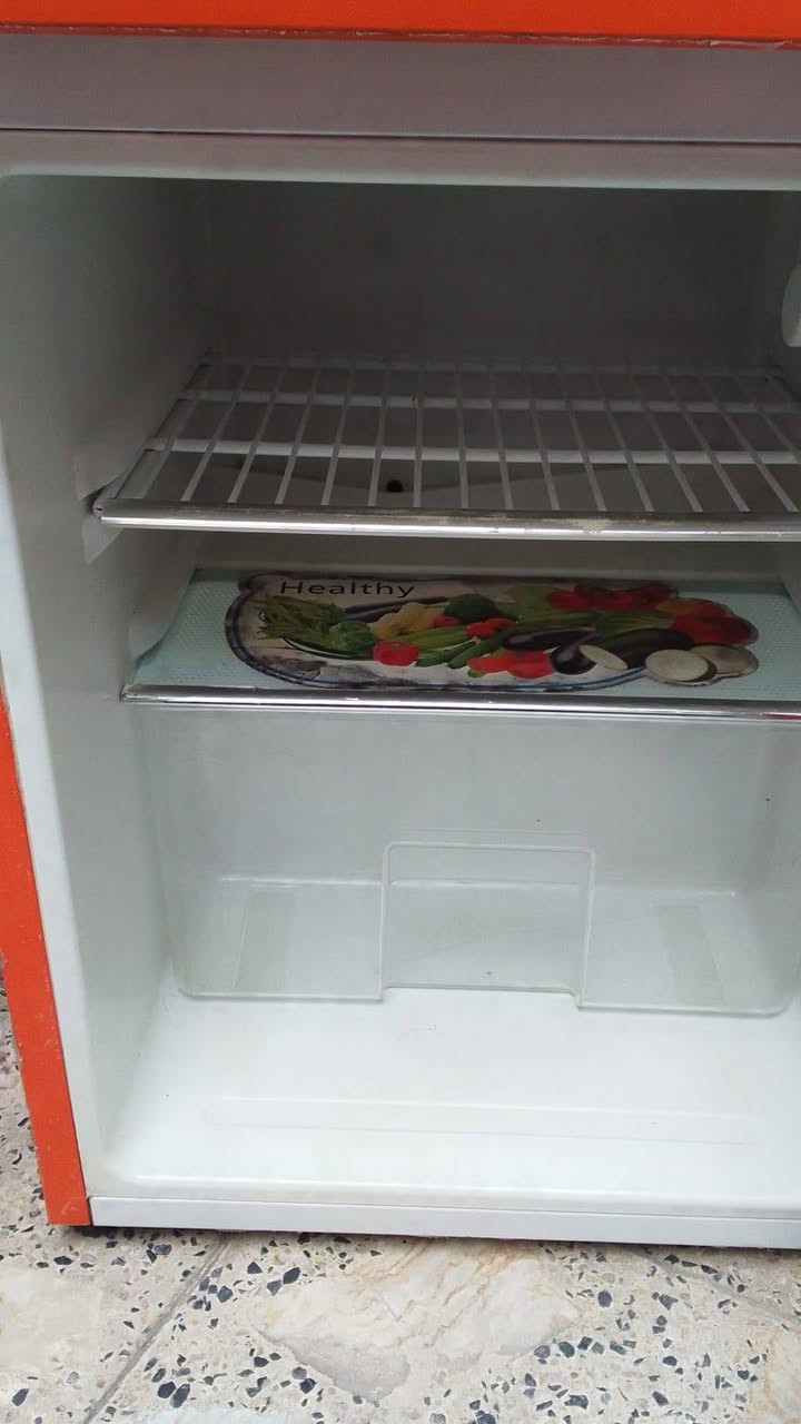 ثلاجه البيع   سعر خاص  مستعجله ع بيعتها


**إذا كنت صاحب هذا الإعلان وتريد حذفه لأي سبب، رجاءا أرسل رسالة إلى الدعم الفني**