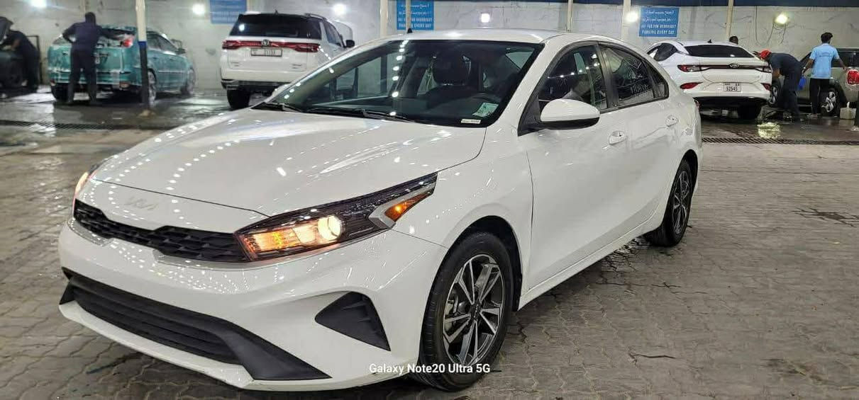 السلام عليكم
كيا فورتي 24 
حادثه صفحه صبغ اثر شخط
بدون ايرباك 
 رقم شهدا ذي قار 
السعر 155وبيه مجال 
ماشيه: 26
المكان ;ذي قار 
الاستفسار ***********
