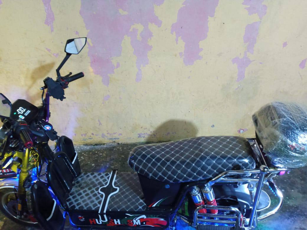 السلام عليكم ماطور هيوشه للبيع بطاريات على فحص سعر 600 وبي مجال قليل اي الاستفسار على رقم *********** @إشارة
