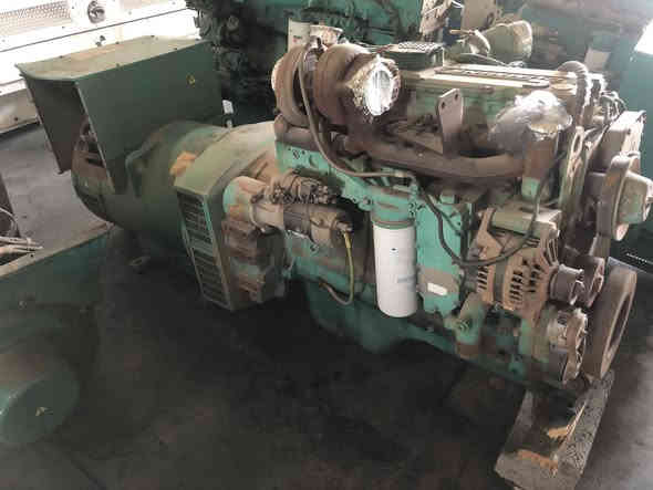 سلام عليكم وجبه جديدة مولدات كمنز امريكي اصلي
مولدات كمنز امريكي 114/24 ولف انجكتر اصلي مع راديتر كولار 
توليد ستامفور اصلي 300 KAV
يوجد لدينا جميع مولدات كافه احجام 
***********
***********
