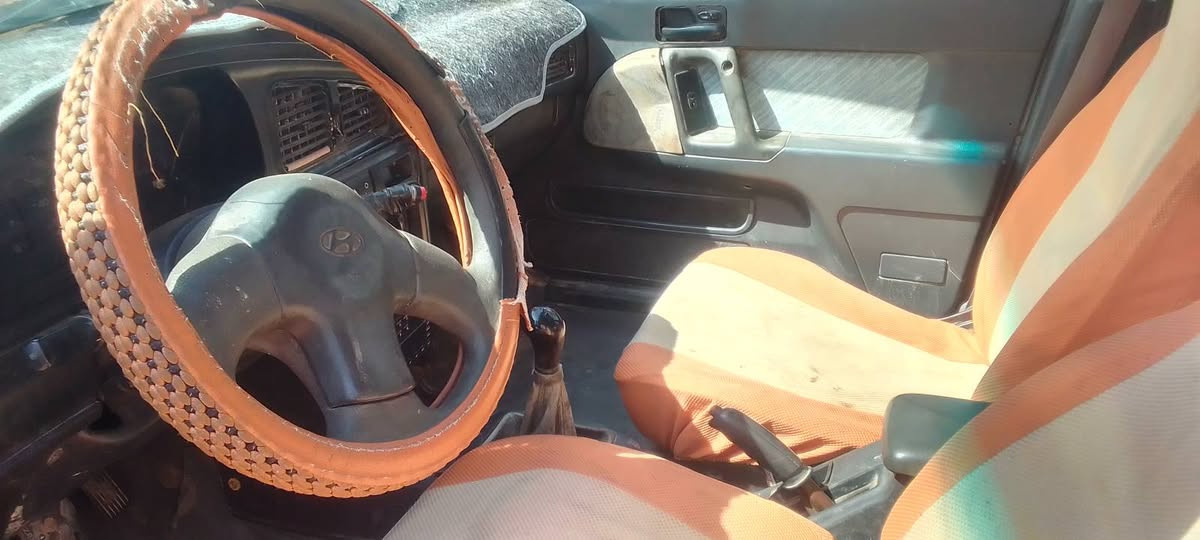 سلام عليكم النترا للبيع موديل 94محرك 1600كير عادي سيارة خير من الله جام شغال المكان ديالى خان بني سعد الهاتف *********** السعر 22وبية مجال سياره بسمي
