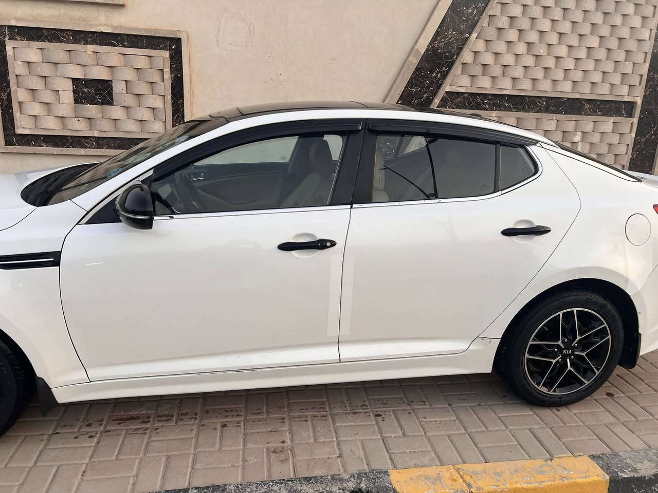 السلام عليكم اوبتما خليجي 2012
السياره فول مواصفات واحد على واحد سياره تحويل مباشر 
العنون فلوجه كرمه السعر 127 وبيه مجال رقم الهاتف 
***********
