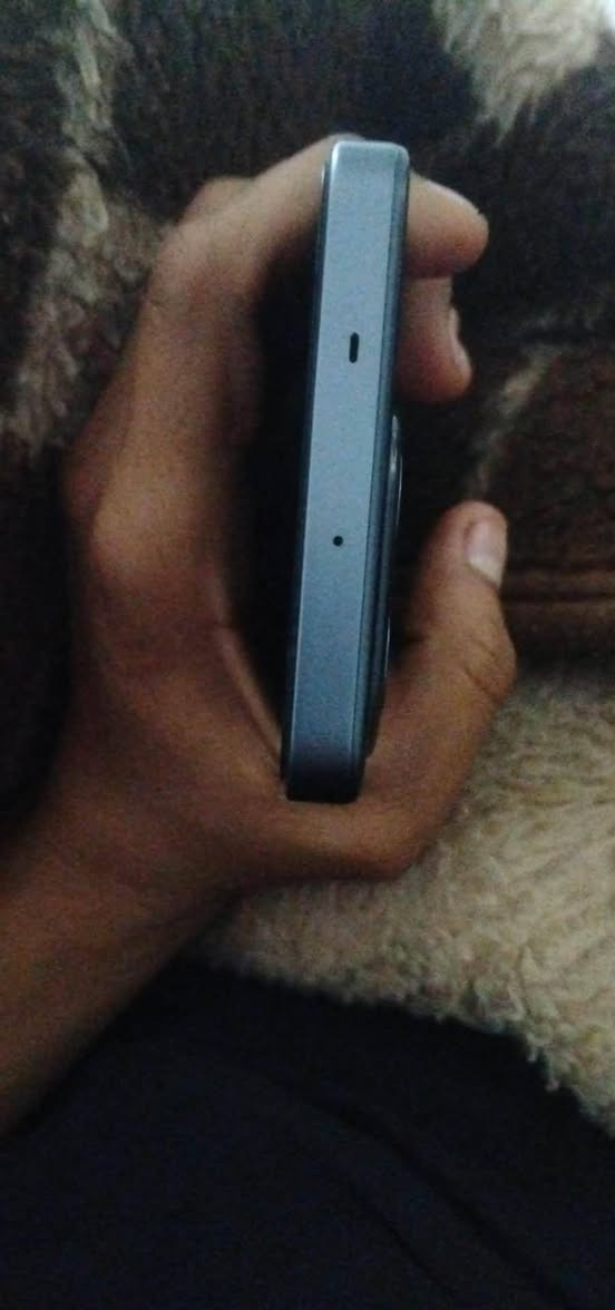 جهاز لبيع TECNO POVA 7 5G ذكرته 256 رم 16 سعره 260 رقمي بي وتساب ***********
