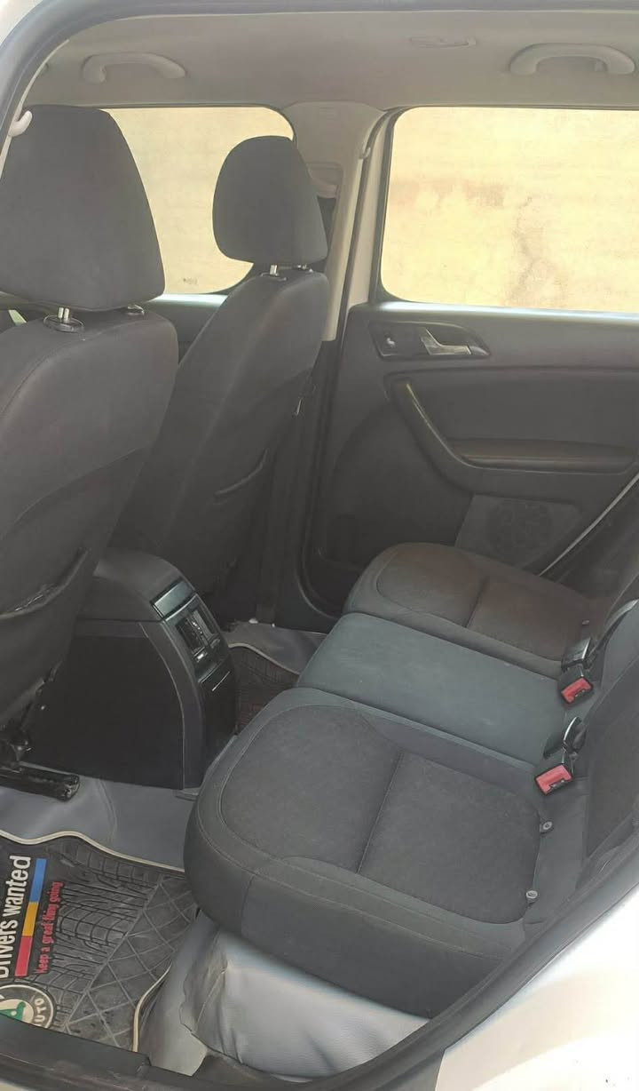 شكودا موديل 2013 
خليجى ئلمانى 
سياره لوك جديد مابى برغى نقص
سنوى رقم زنكه جديد بشرط وكاله تحويل نفس يوم هزه جديد
فول مواصفاط تبريد مركزى سلايد 
داخل بشرط كير محرك  

سعر اكتب رقم 2
***********واتساب

شكودا خليجى ئەڵمانی موديل 2013
بشرتى گيرو مكينه نوقسانى هيج نيه
سنوى رقم ژنگه هزه تازه بشرتى 
وكاله و تحويل فول مواسفاته سلايد ئيبيس تبريد مركزى سياركه برغوى نوقسانى نيه زور تندو توله بستى سبوخى هةيه كالار, السليمانية
