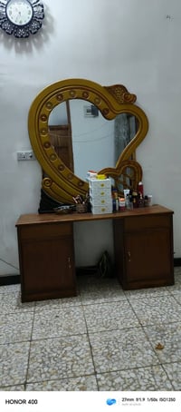 غرفة • قنينة • الدورة
