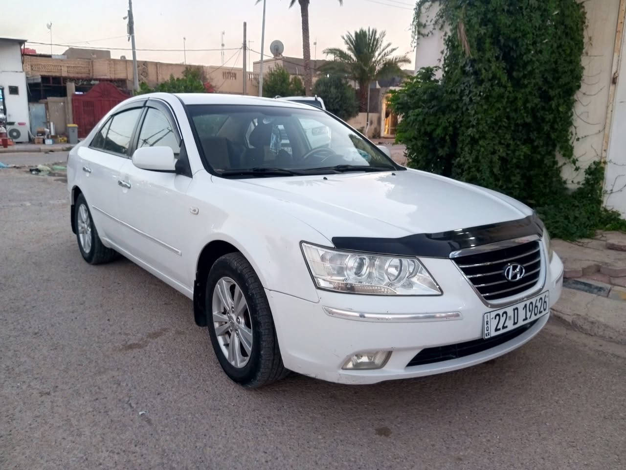 السلام عليكم 
سوناته خليجي 2009
سوناره مرفق بل منشور
كير محرك خير من الله 
تخم تاير جديد 
صدر خلفي امامي جديد
سنويه ورقم جدد
السعر 115 وبيه مجال
مكان واسط الزبيديه
***********
