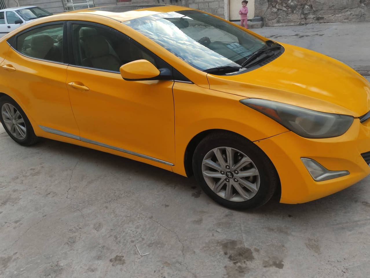 السلام عليكم سياره النترا 2015 وارد امريكي حادثه جامرلغ سكن فقط بدون دواخل بيها منظومه غاز سعر 115 مكان كركوك ***********
